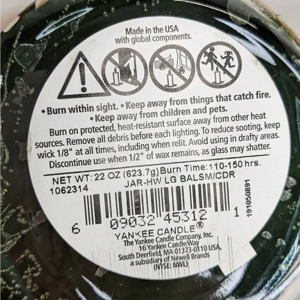Yankee Candle Balsam and Cedar 22 oz. Original Large Jar Candle